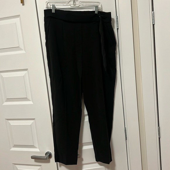 NWT Dynamite high waist Cindy pant with belt, Black, size XL - Picture 1 of 5